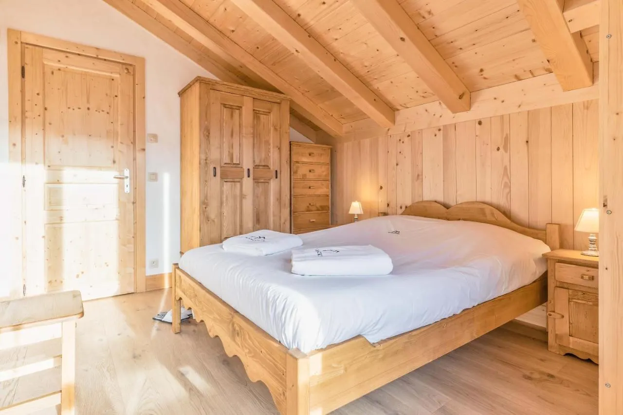 Chalet Alpina Hotel Megeve 0*,